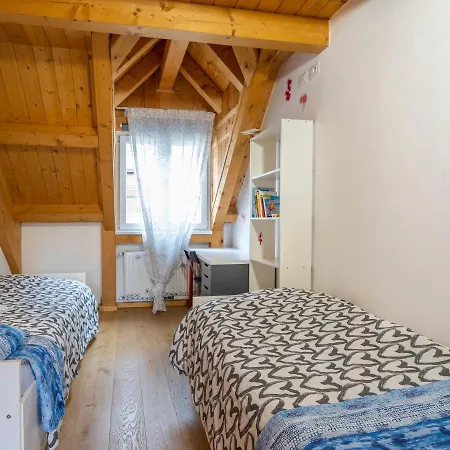 Halte Rothe Haus Charming Flat
